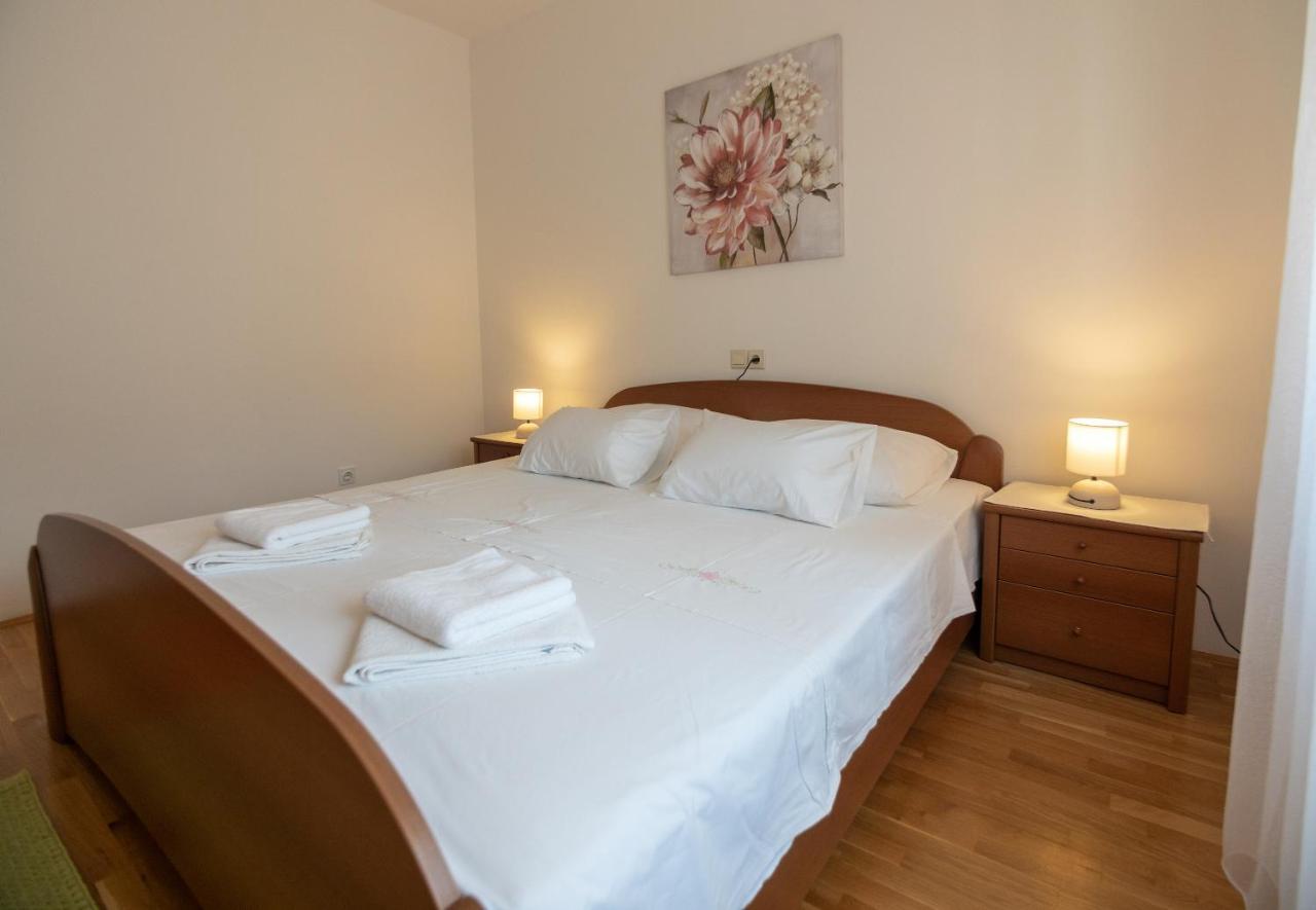 Apartments Dokovic Barbat na Rabu Extérieur photo